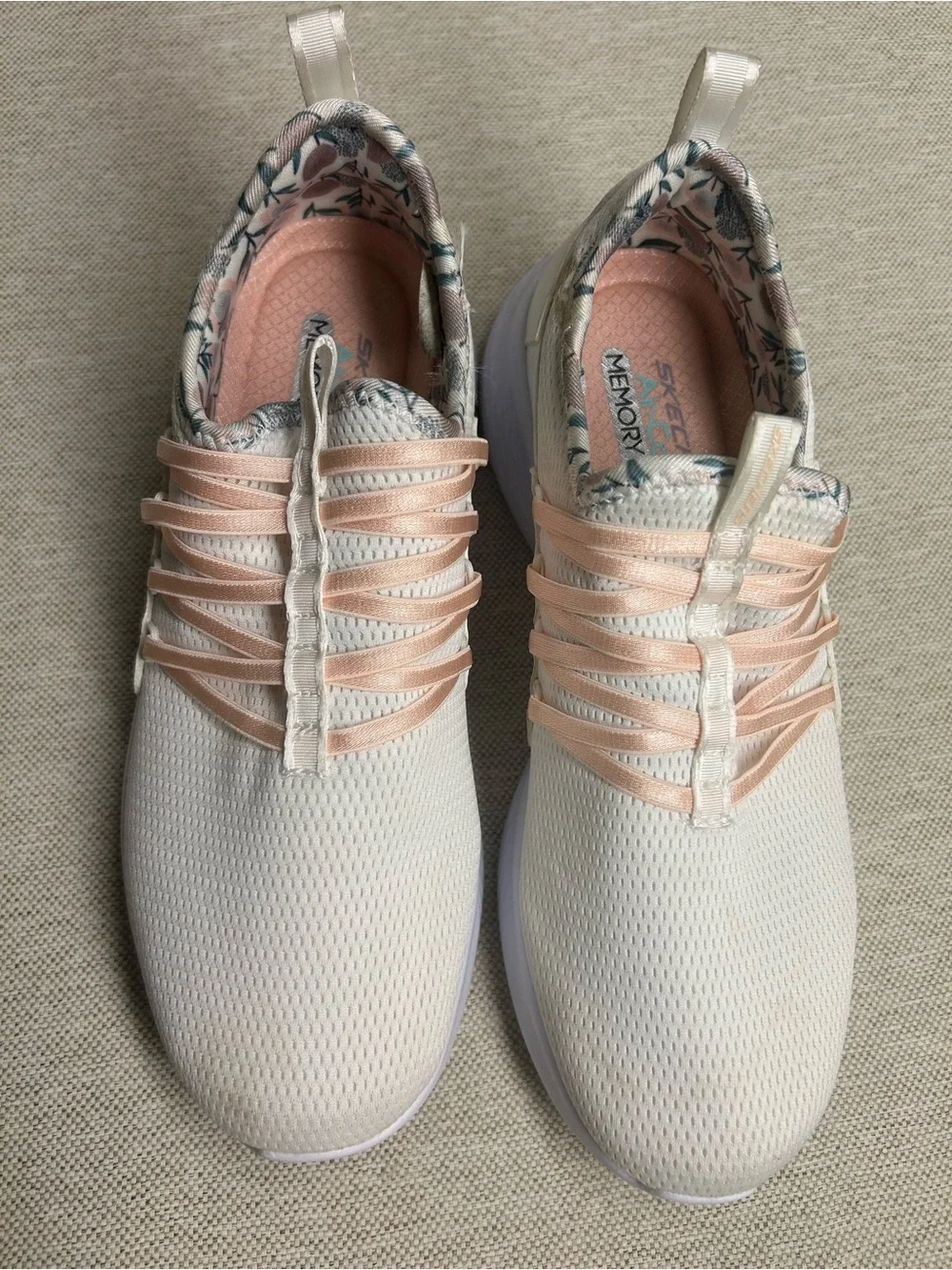 Skechers breathable knit